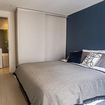 Apartment Comfortable And Bright 50 M In 10th